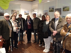 Visite de l'exposition "Evreux, vues du ciel" avec un groupe de non-voyants